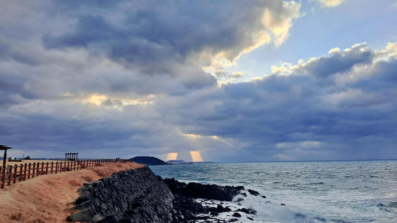 Jeju Gillime Pension מראה חיצוני תמונה