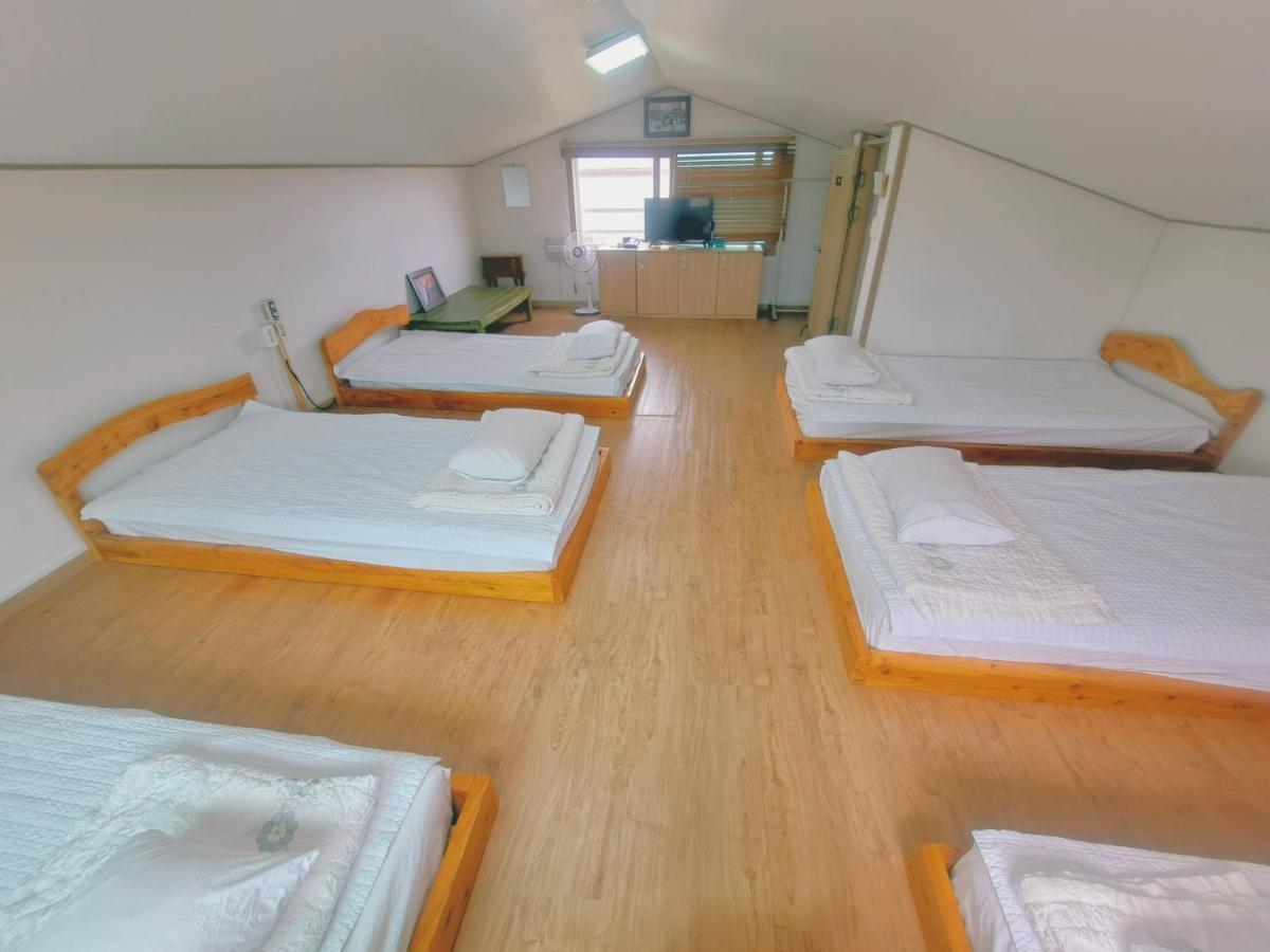 Jeju Gillime Pension מראה חיצוני תמונה